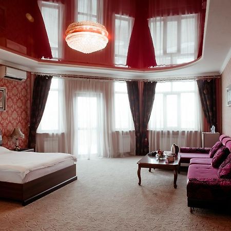 Albatros Hotel Bishkek Luaran gambar